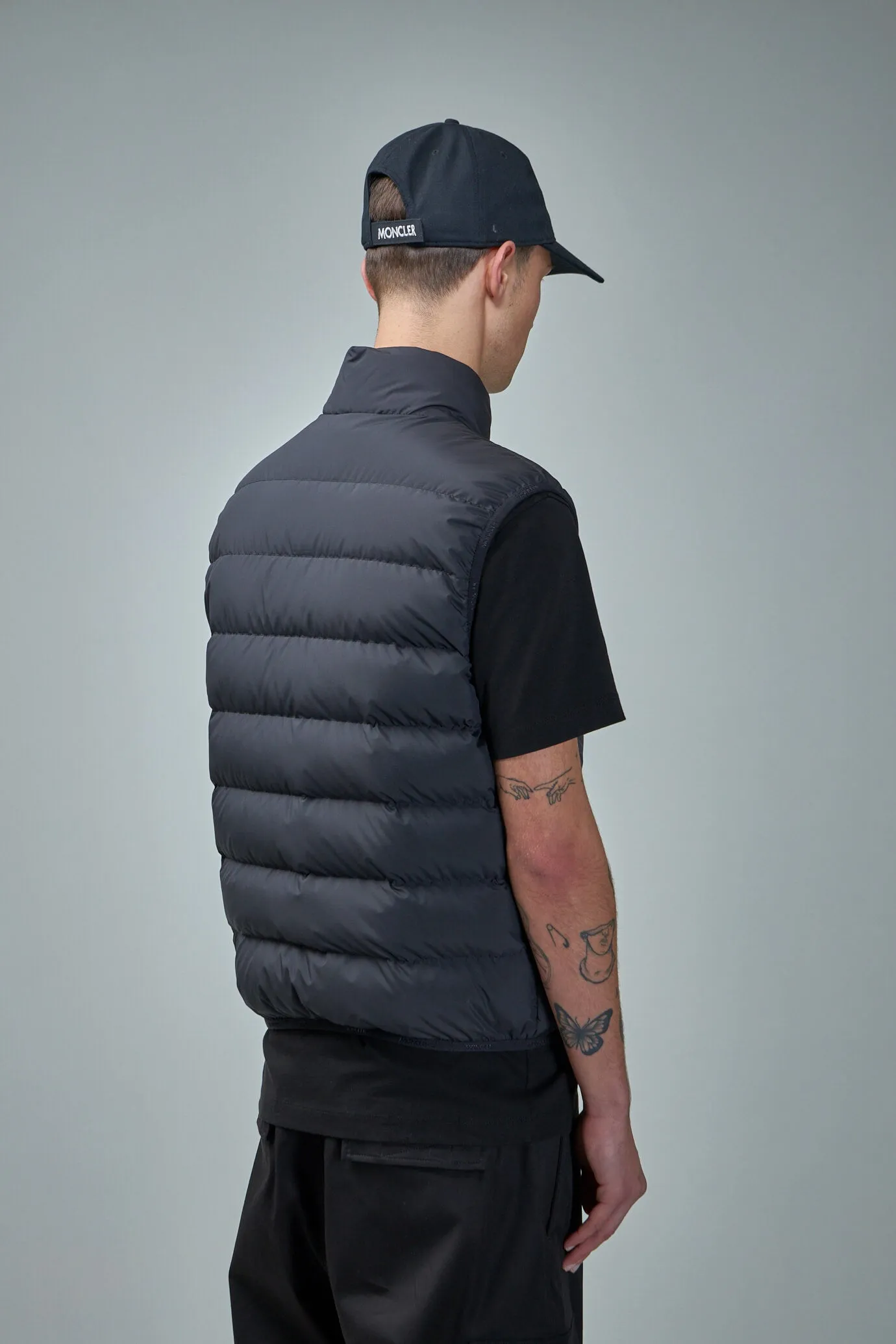 Contrin Vest
