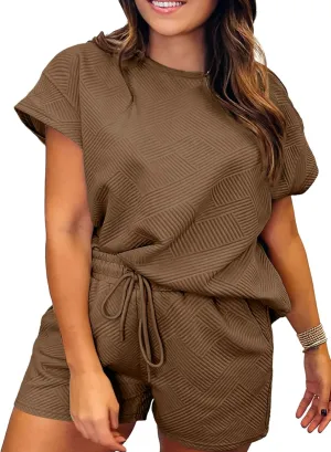 Eytino Women Plus Size 2 Piece Outfits Sweatsuit Short Sleeve Pullover Tops and Drawstring Shorts Pants(1X-5X)