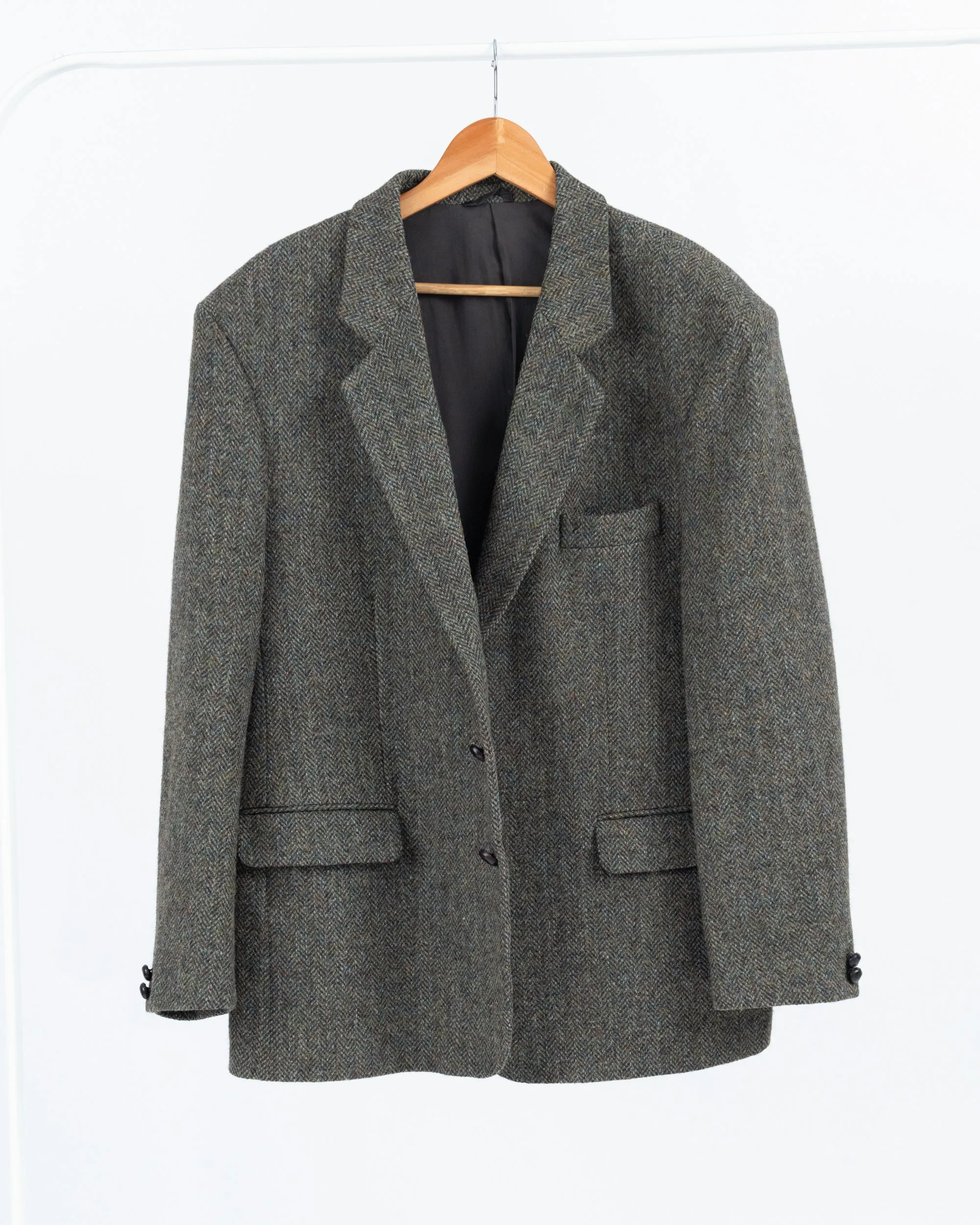 Harris Tweed Herringbone Dark Khaki Green 2 Button Blazer, US 44R, EU 54