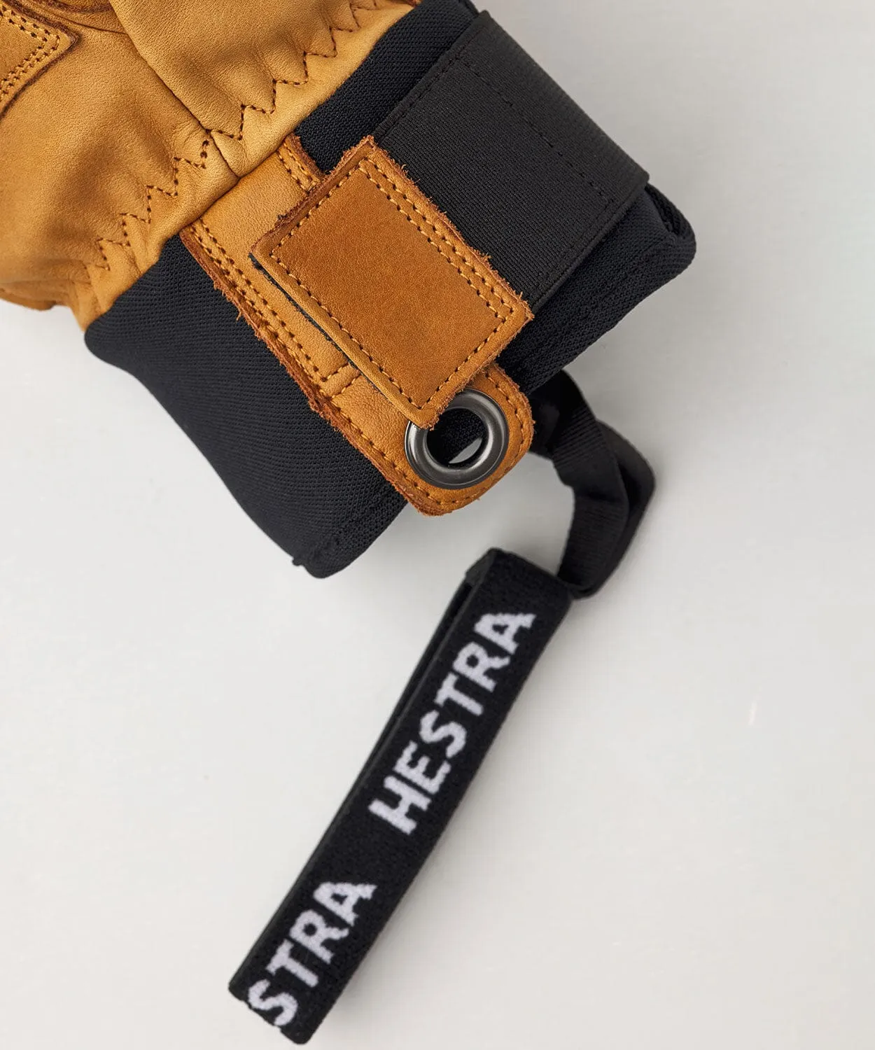 Leather Fall Line Mitten