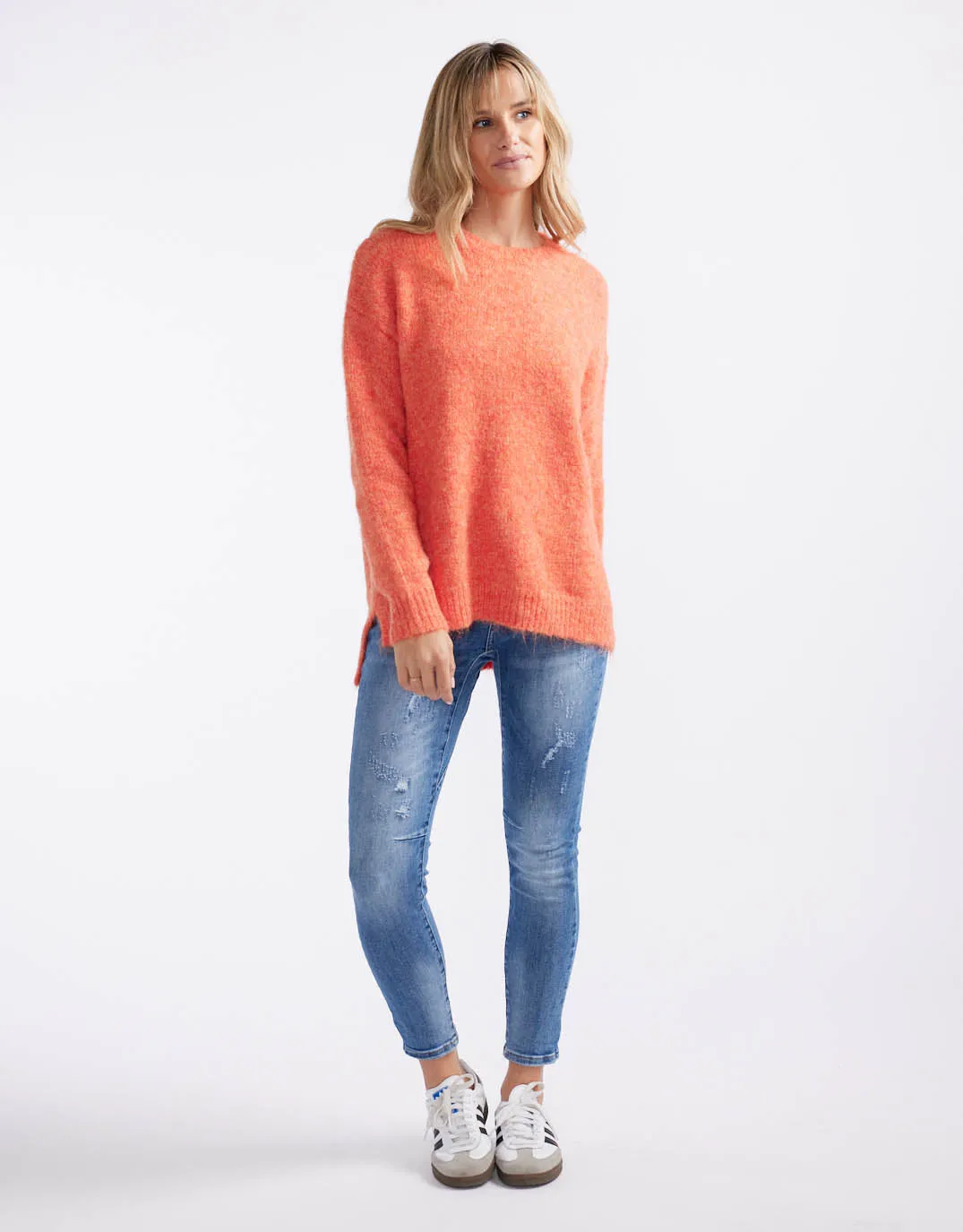 Mira Cosy Crew Wool Knit - Coral