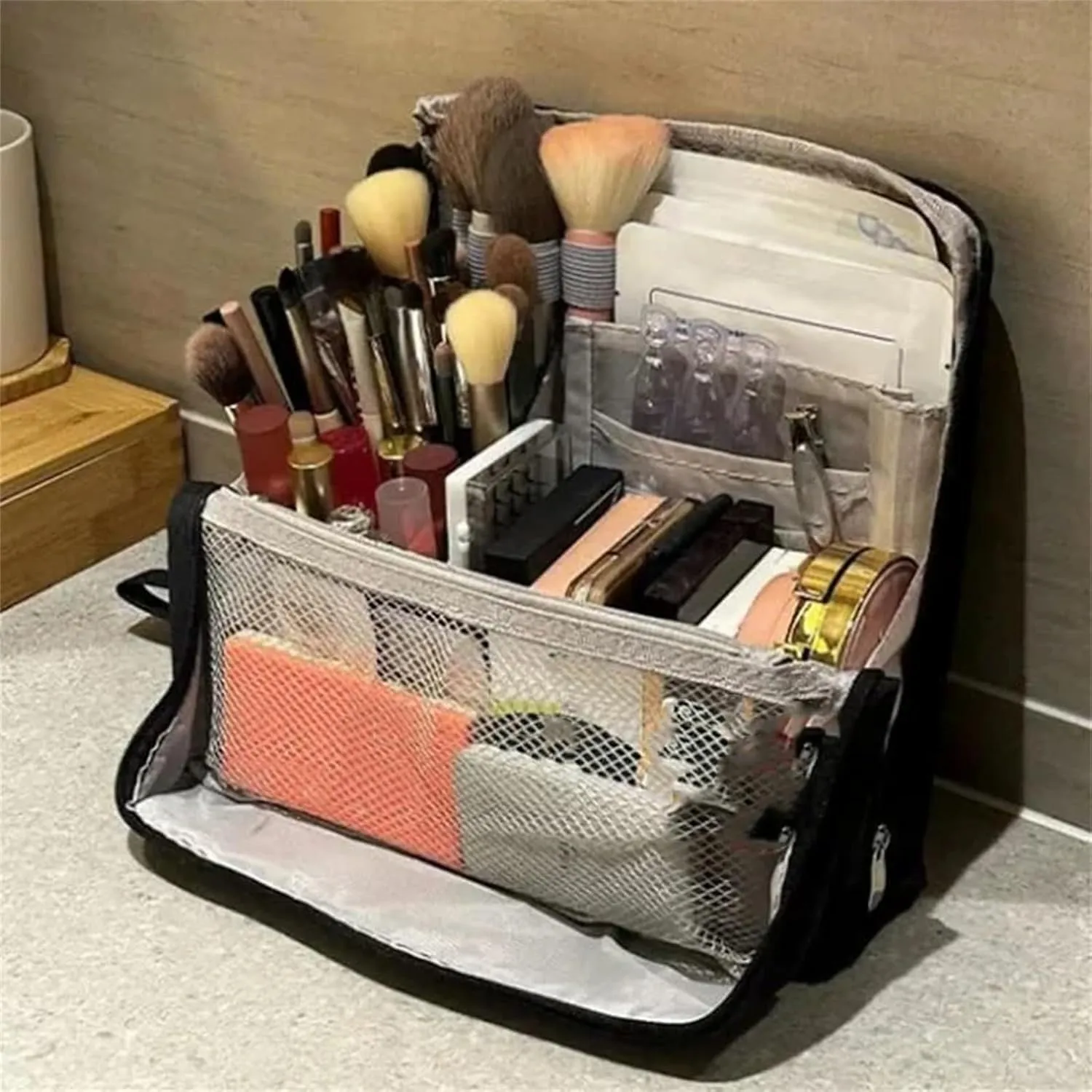 Multi-Purpose Large Capacity Oxford Cloth Standing Makeup Bag, Portable Lightweight Waterproof Organizer with Multiple Compartments, Upright Design for Travel, Work and Daily Use (Black)