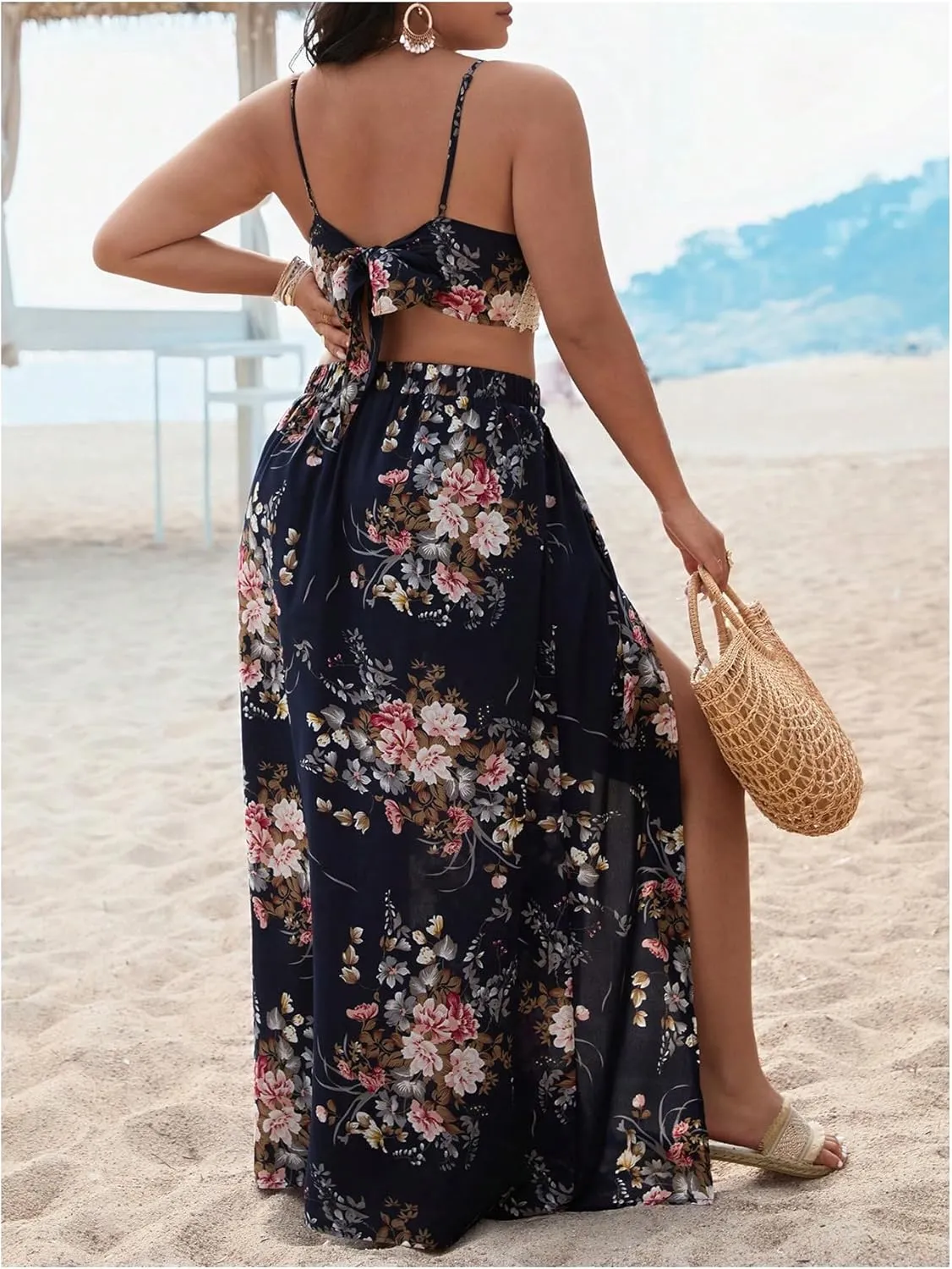 Verdusa Women's Plus Size 2 Piece Floral Outfits Crochet Tie Back Crop Camisole with Slit Maxi Skirt Set