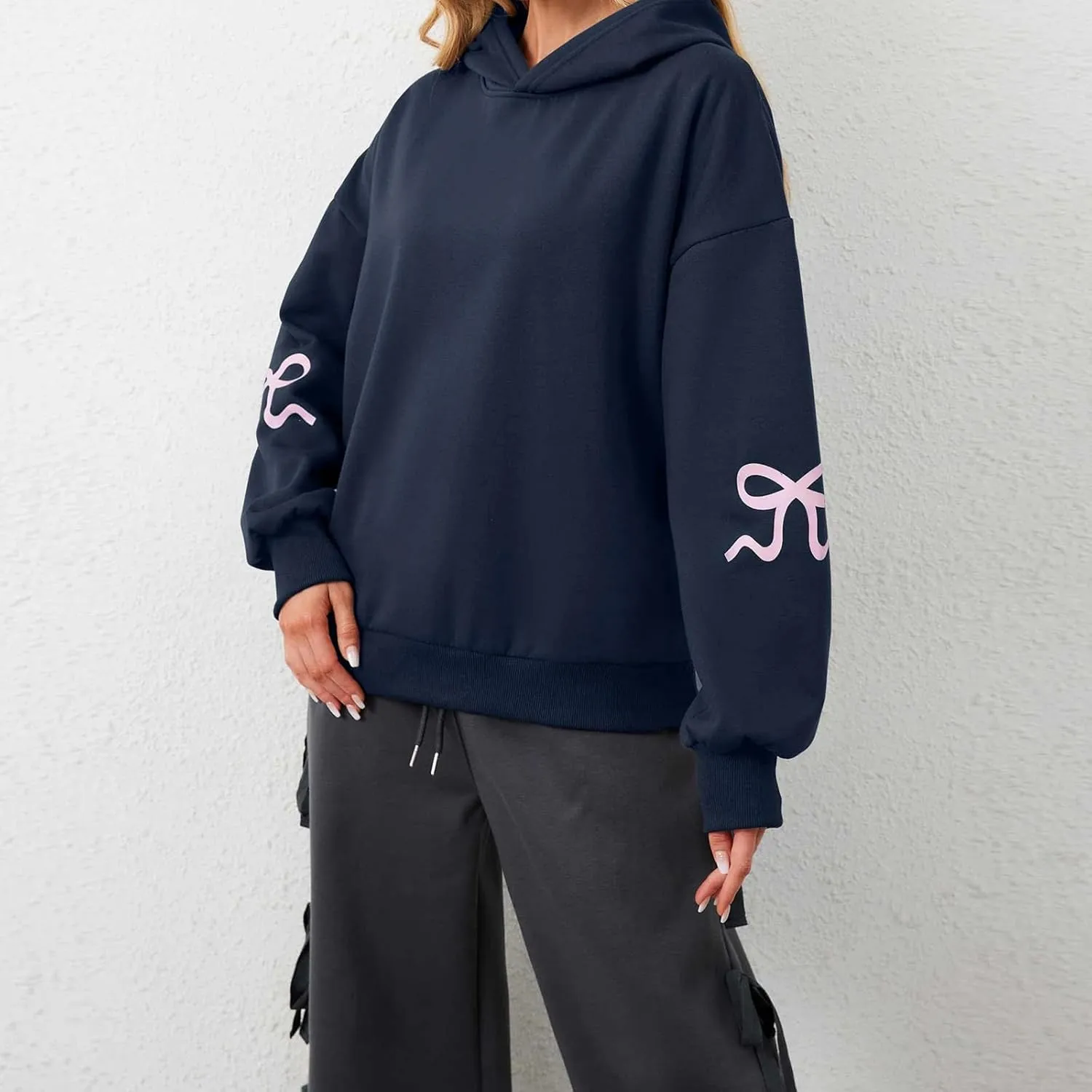 XBTCLXEBCO Bow Print Hoodies for Women Oversized Long Sleeve Drop Shoulder Hooded Sweatshirt Y2K Aesthetic Pullover Tops