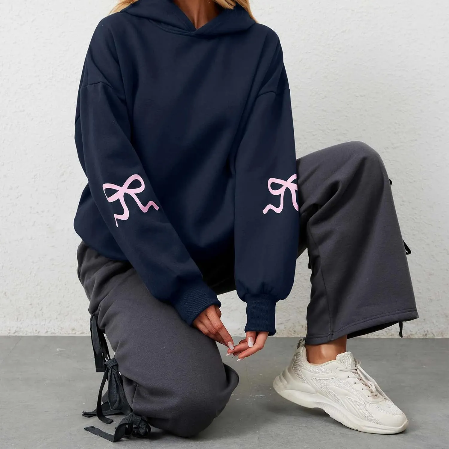 XBTCLXEBCO Bow Print Hoodies for Women Oversized Long Sleeve Drop Shoulder Hooded Sweatshirt Y2K Aesthetic Pullover Tops